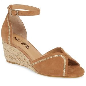CLEARANCE‼️ NEW🌟NIC + ZOE suede wedge espadrille